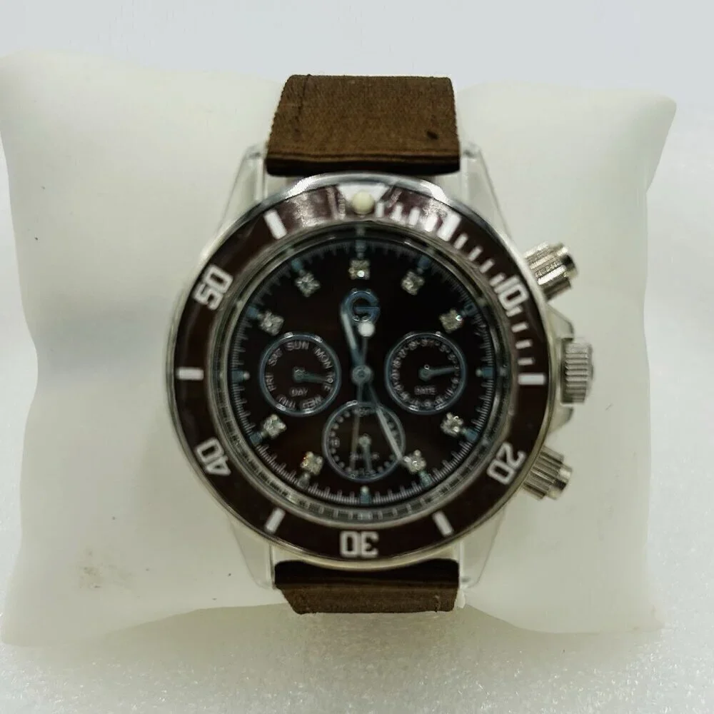 NWOT Gossip Women’s Large Face 40mm Case Brown Canvas 20mm Band